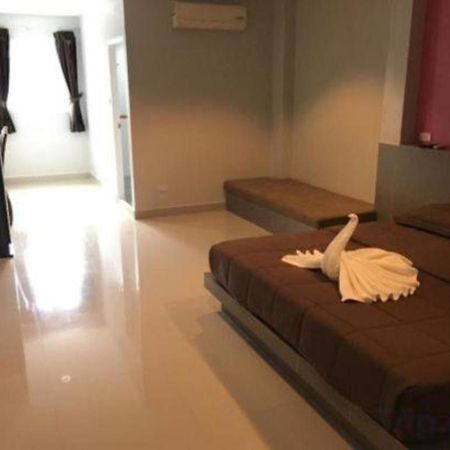 P.F Mansion Hotel Bãi biển Chaweng Ngoại thất bức ảnh