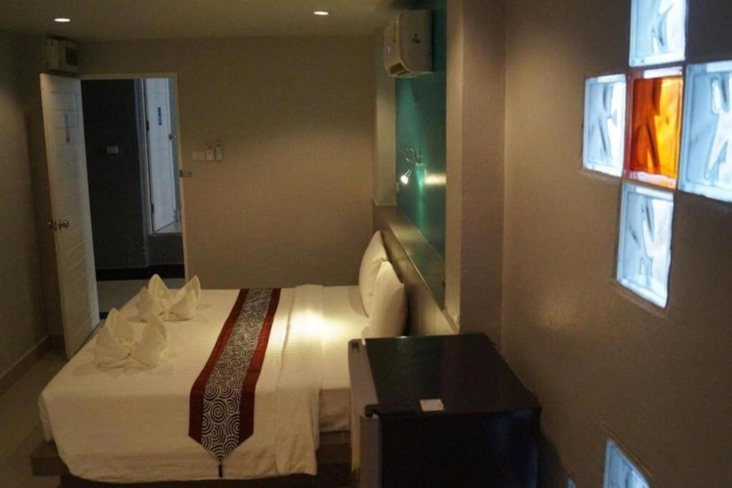 P.F Mansion Hotel Bãi biển Chaweng Ngoại thất bức ảnh