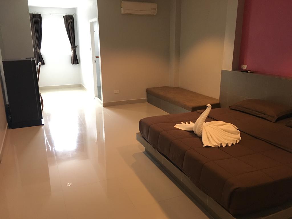 P.F Mansion Hotel Bãi biển Chaweng Ngoại thất bức ảnh